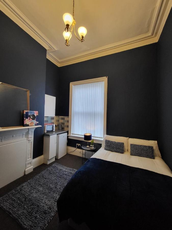 Digbeth City Centre Apartment Sleeps 12 Opposite Coach Station Birmingham Exterior photo