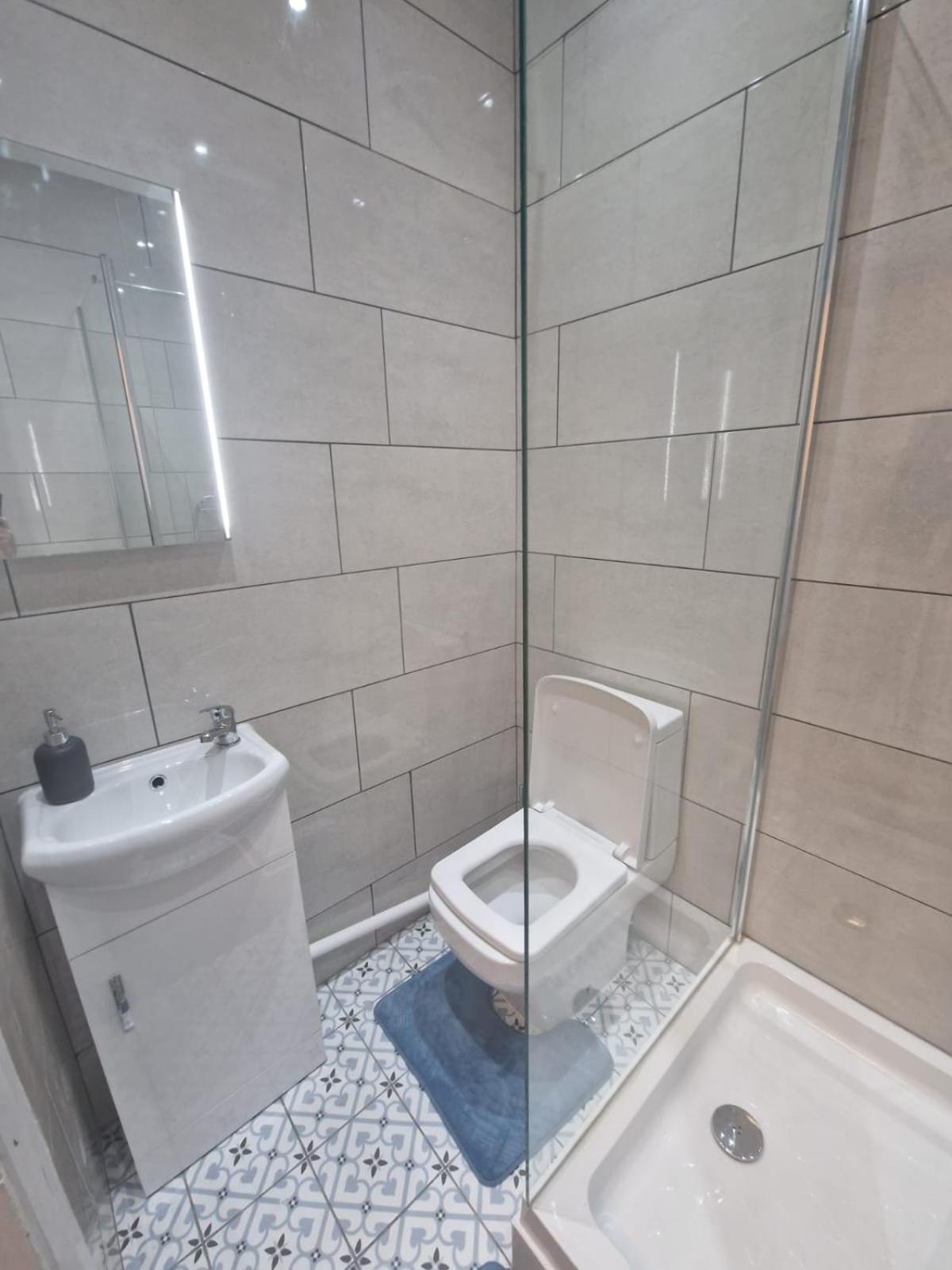 Digbeth City Centre Apartment Sleeps 12 Opposite Coach Station Birmingham Exterior photo